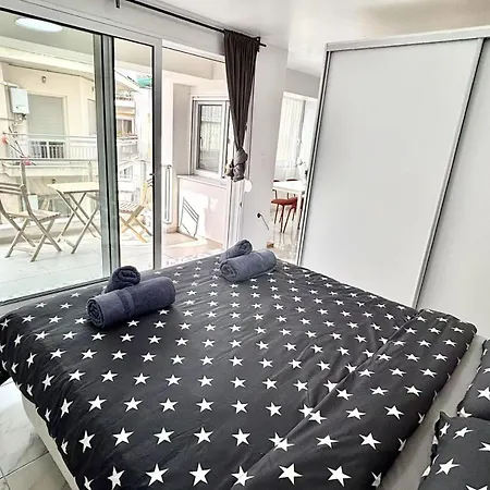 Brand-newly Built Cozy Hm-04 Apartment